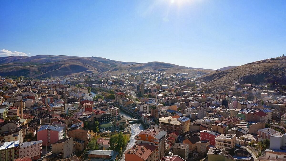 Bayburt'ta Kaza: 8 Yaralı